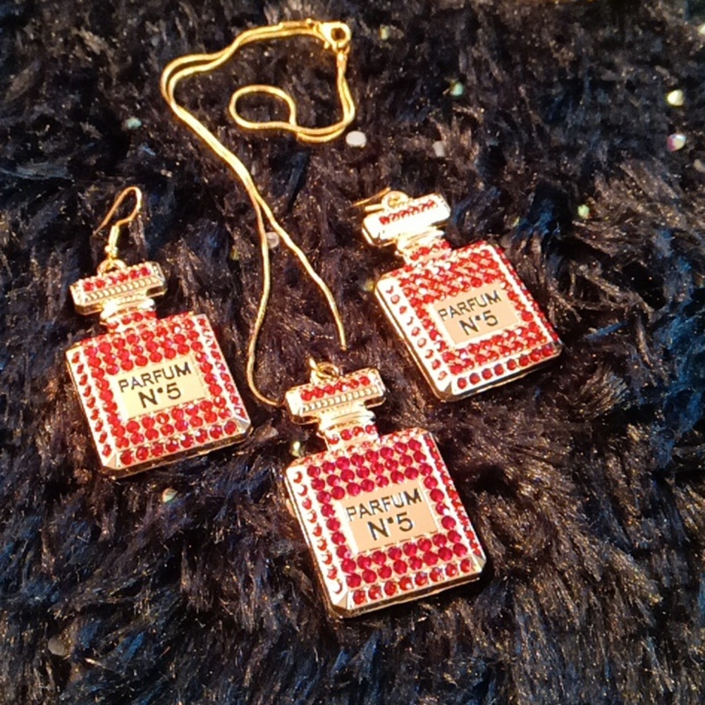 NWT Handmade 3pc LUXURY INSPIRED ✨BLING✨ Necklace & Earrings Set - Picture 13 of 17